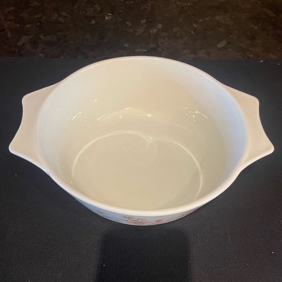 Rare Vintage Pyrex England Country Autumn Casserole Dish with Smokey Lid - Picture 6 of 16